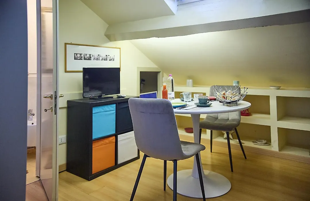 Brera - Tiny Studio-1